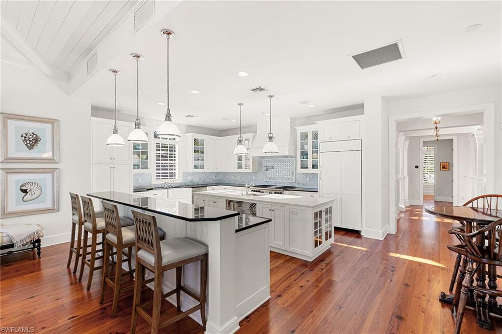 AQUALANE SHORES - Residential