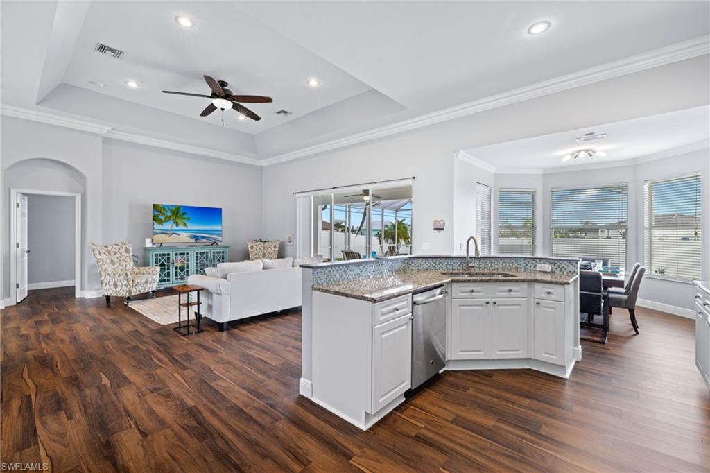 CAPE CORAL - Residential Lease