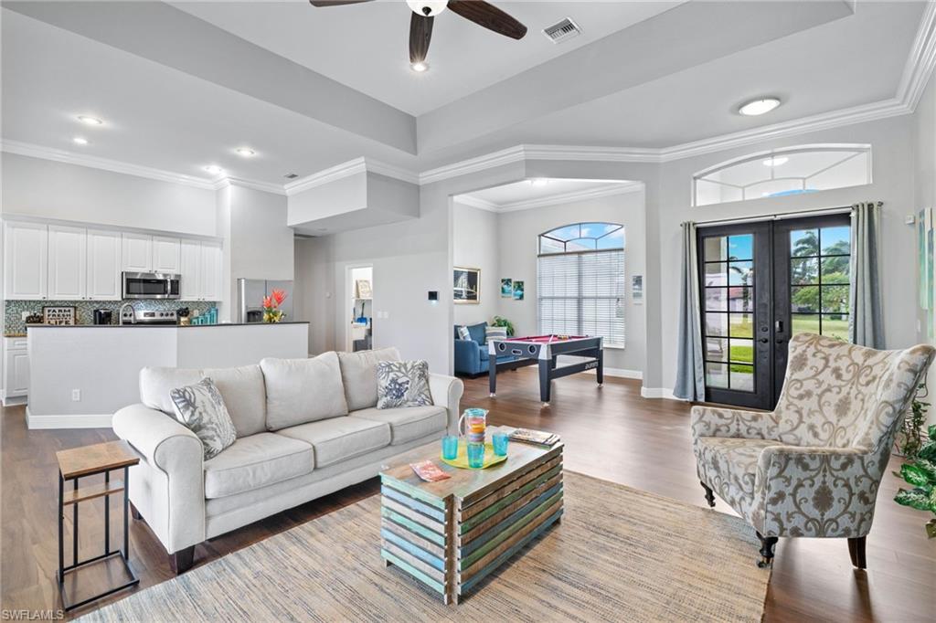 CAPE CORAL - Residential Lease