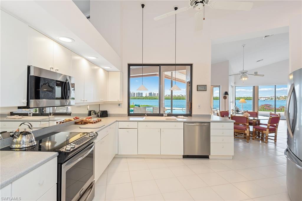 MARCO BEACH - Residential