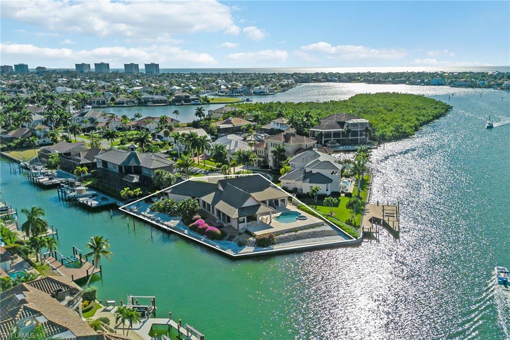 MARCO BEACH - Residential