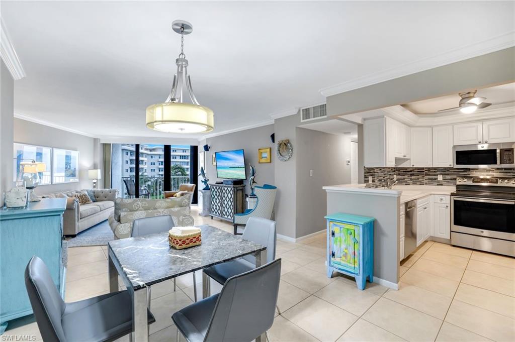 SOUTH SEAS - Residential Lease