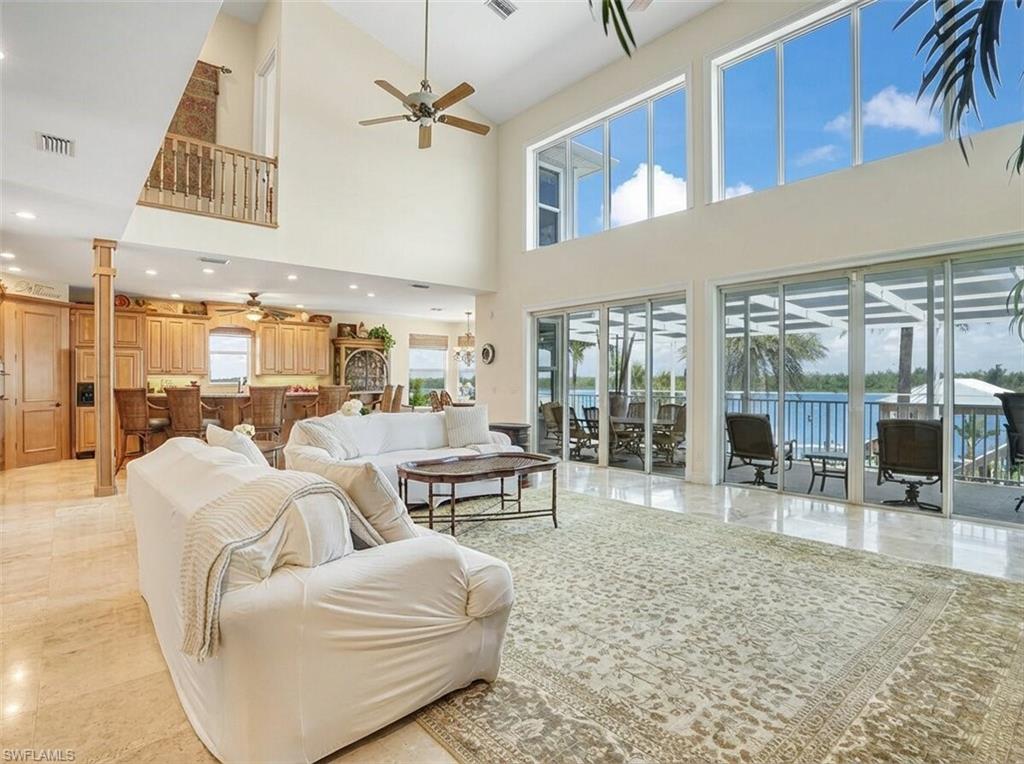HOLIDAY HEIGHTS - Residential