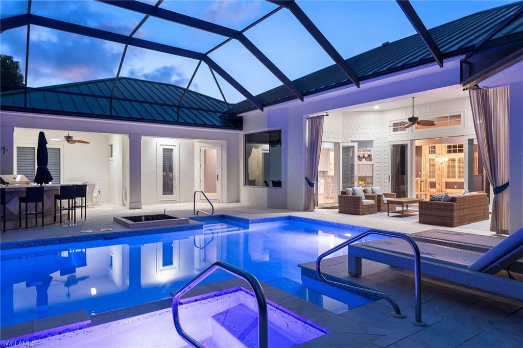 MOORINGS - Residential
