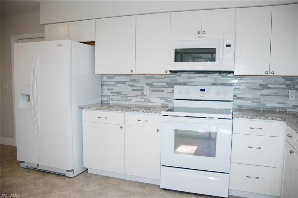 NAPLES PARK - Residential