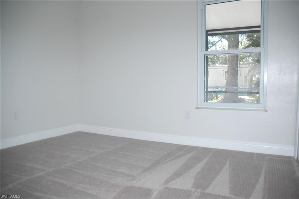 NAPLES PARK - Residential