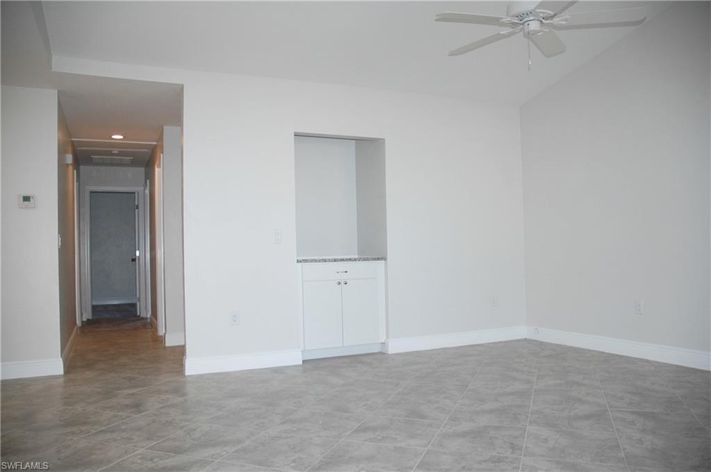 NAPLES PARK - Residential