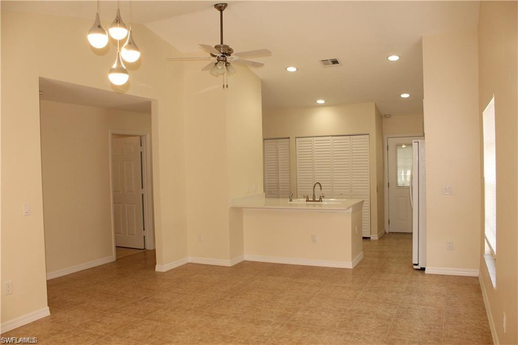 VISTA GARDENS - Residential