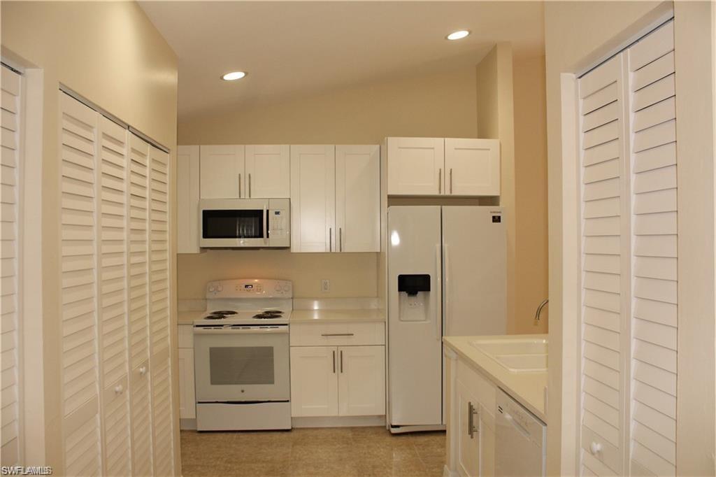 VISTA GARDENS - Residential