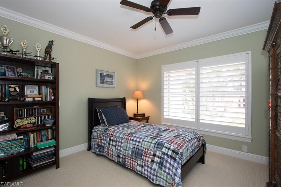 EDGEWATER - Residential