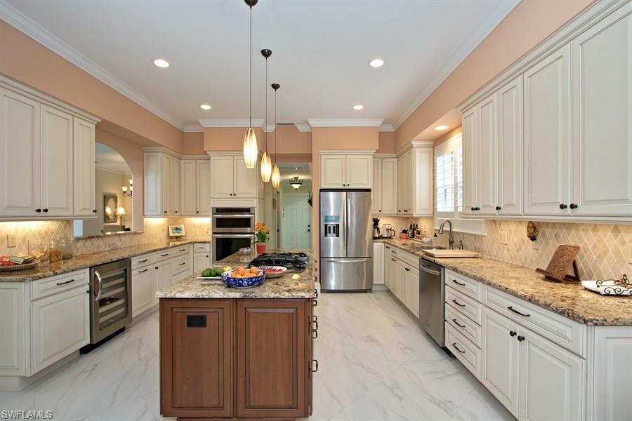 EDGEWATER - Residential