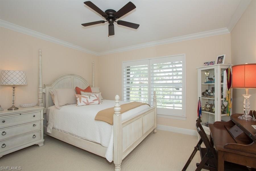 EDGEWATER - Residential