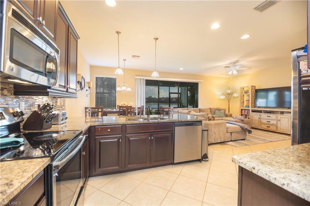SUMMIT PLACE - Residential