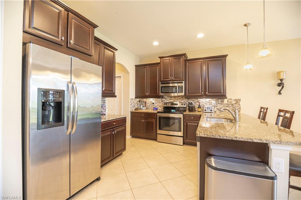 SUMMIT PLACE - Residential