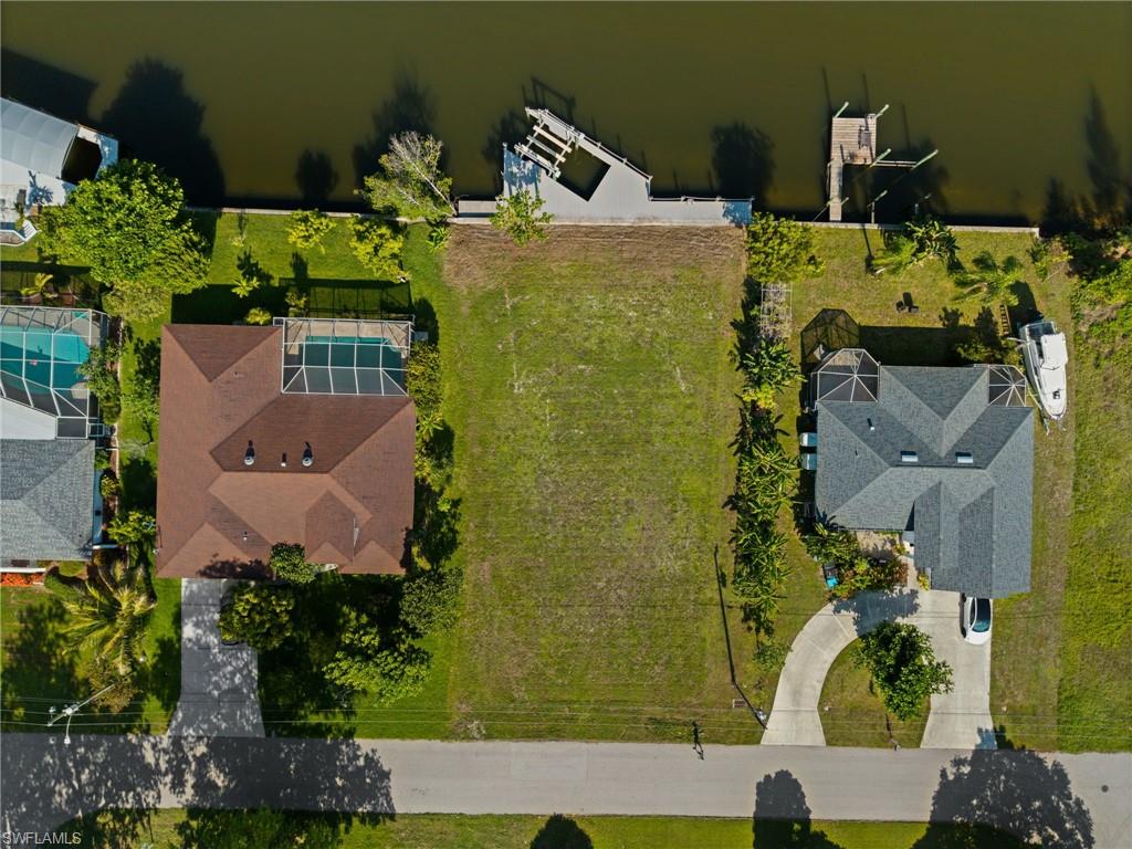 CAPE CORAL - Land