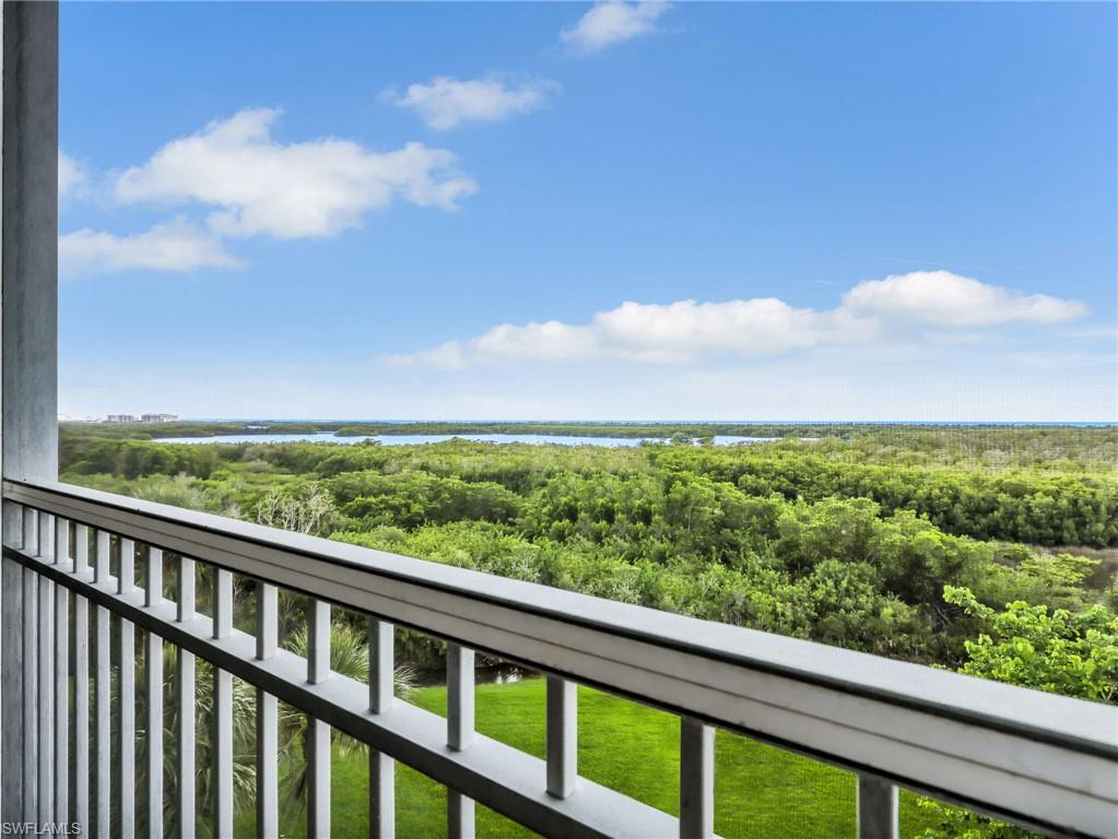 TOWER POINTE AT ARBOR TRACE - Residential