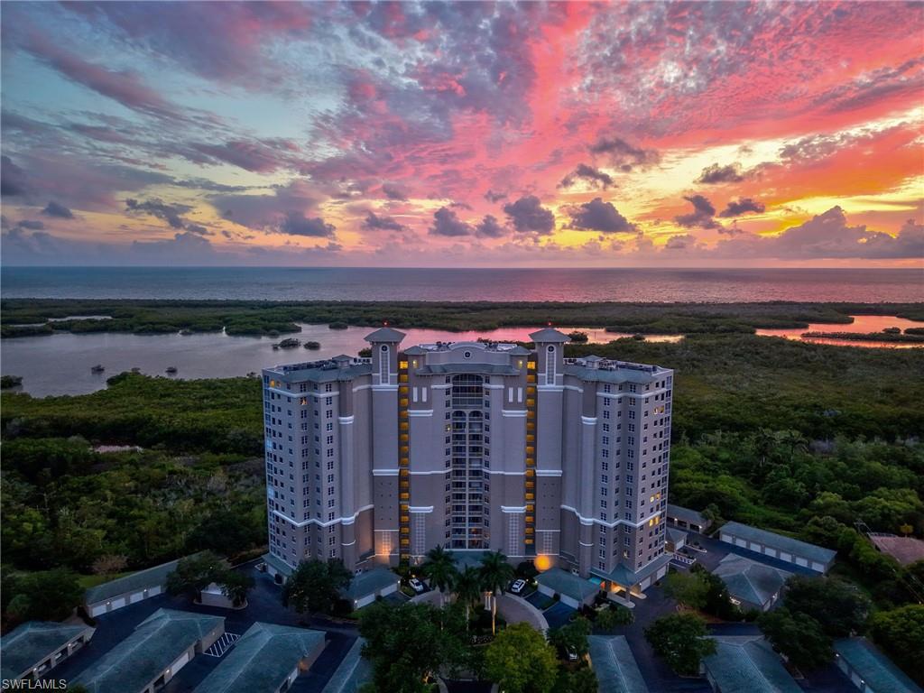 TOWER POINTE AT ARBOR TRACE - Residential