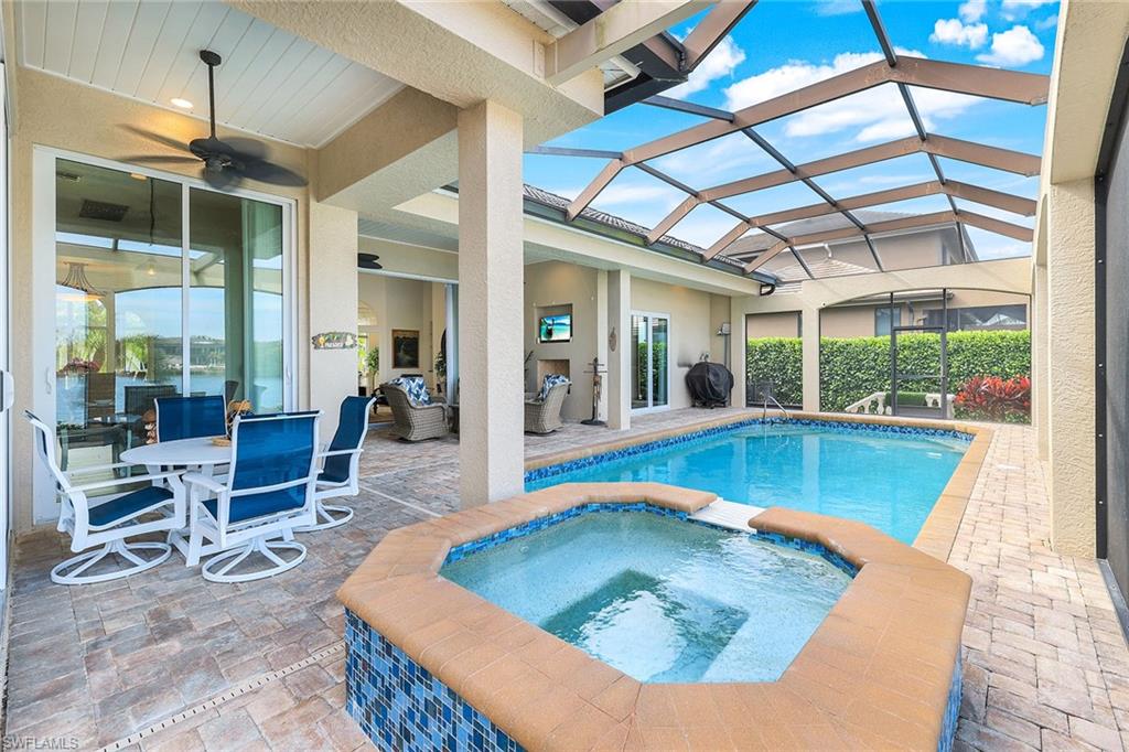 MARCO BEACH - Residential