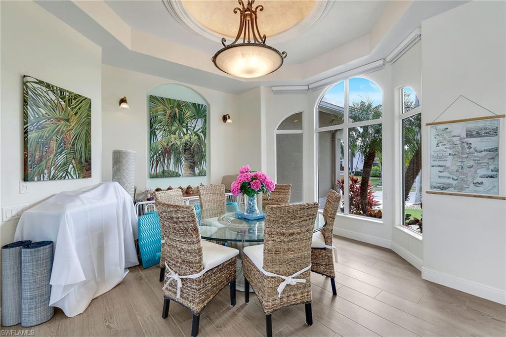 MARCO BEACH - Residential