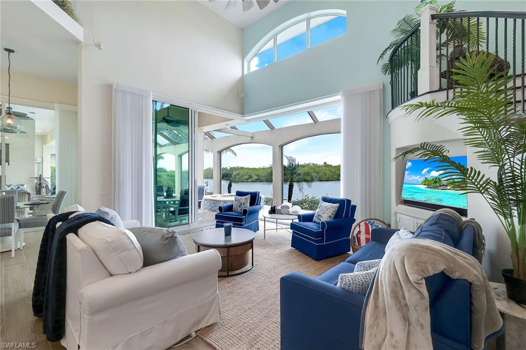 MARCO BEACH - Residential