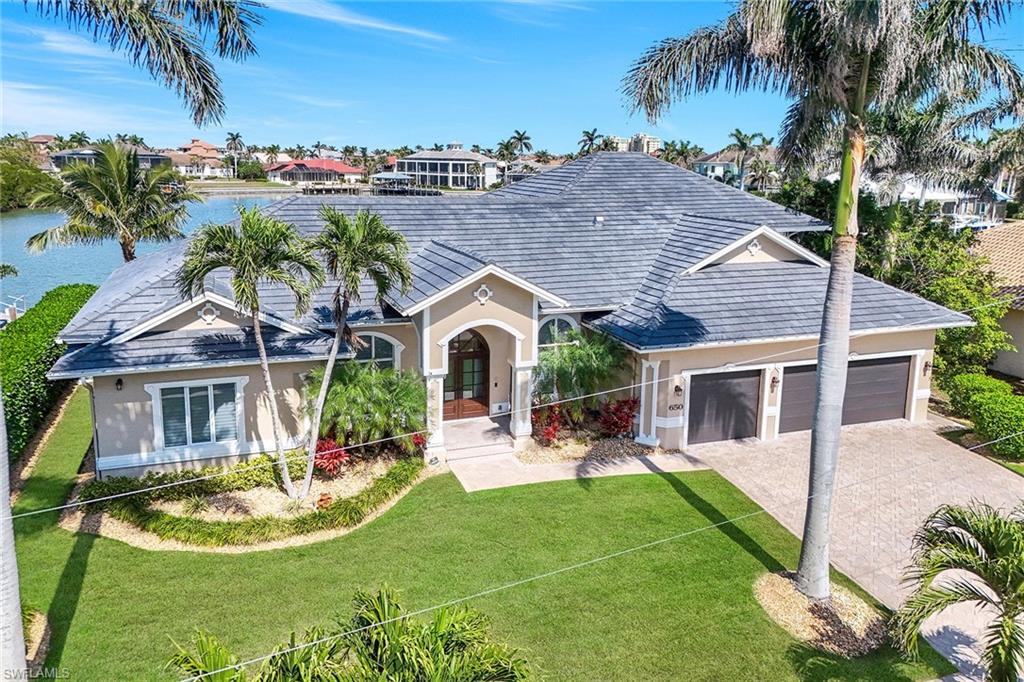 MARCO BEACH - Residential
