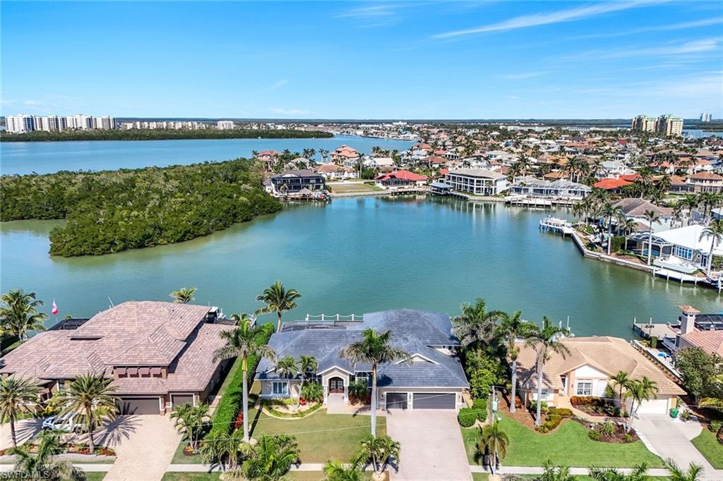 MARCO BEACH - Residential