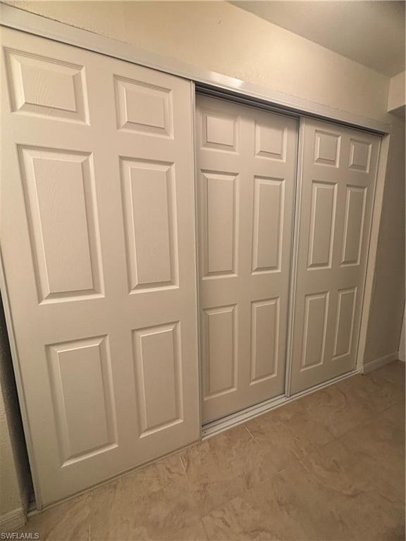 TOWERS CONDO - Residential