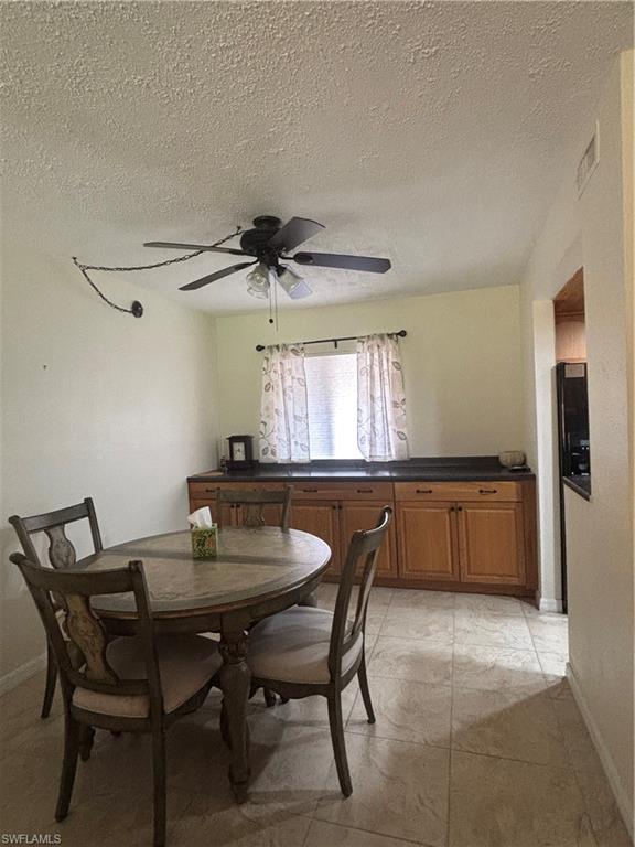 TOWERS CONDO - Residential