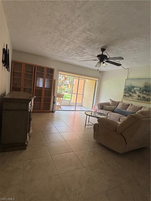 TOWERS CONDO - Residential