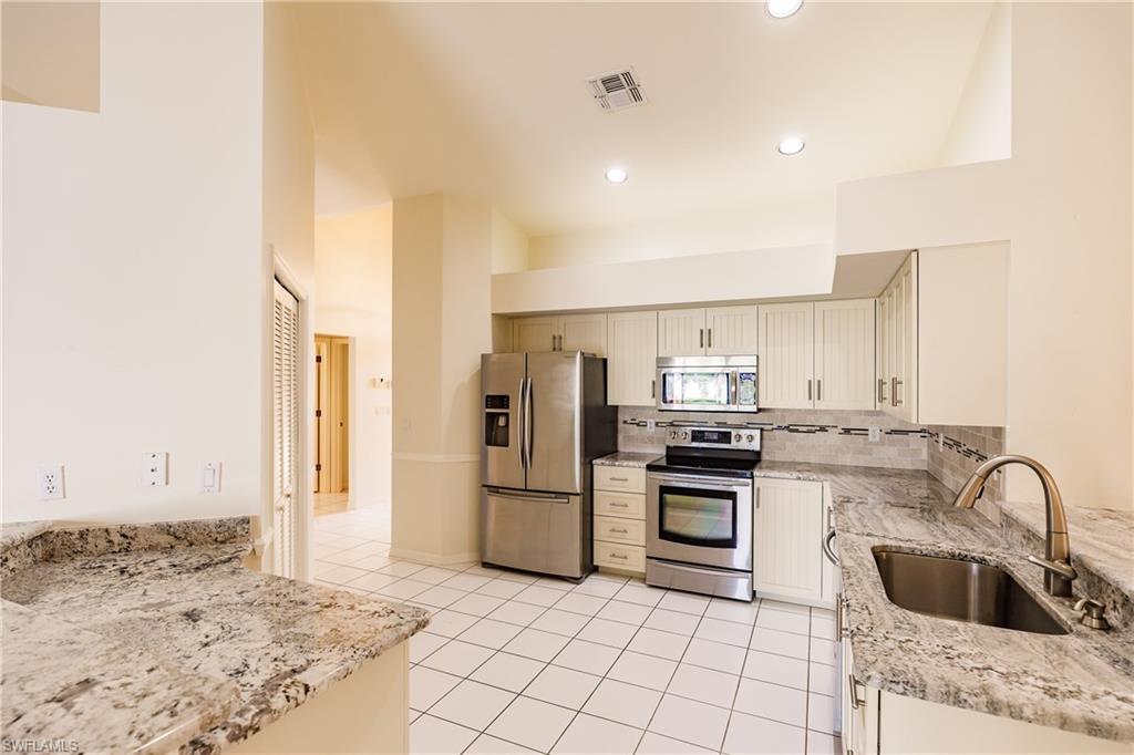 CROSS CREEK ESTATES - Residential