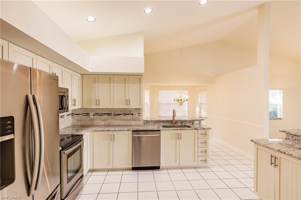CROSS CREEK ESTATES - Residential