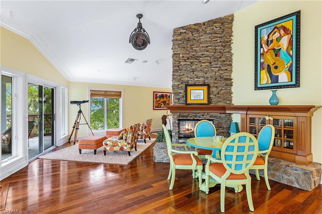 CAPTIVA BEACH - Residential