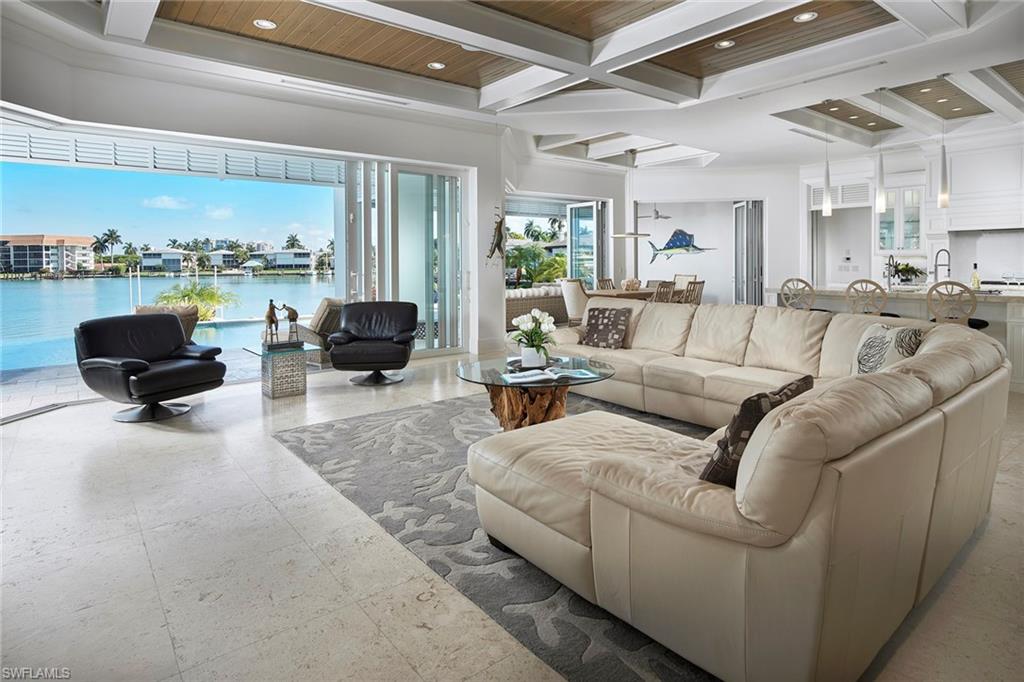MOORINGS - Residential