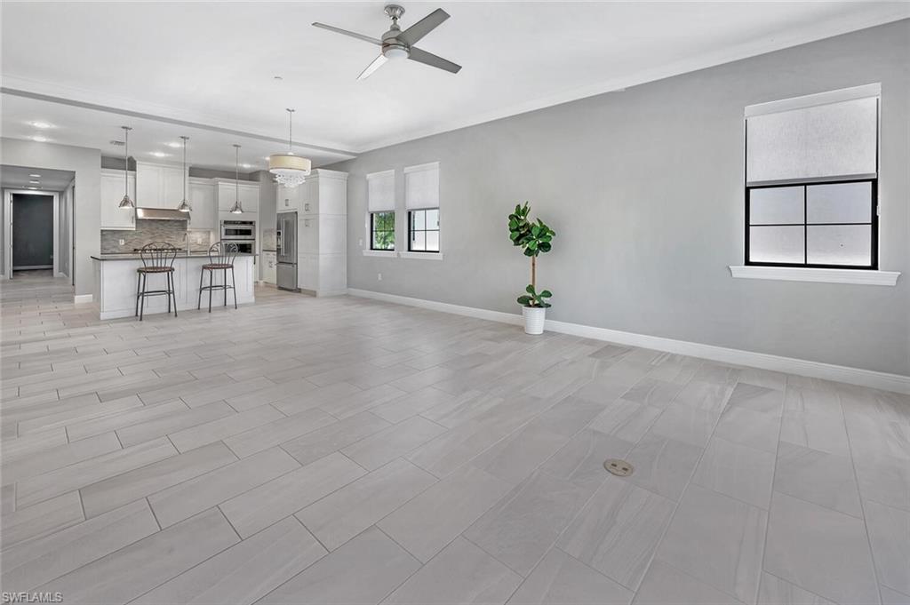VIANSA - Residential Lease