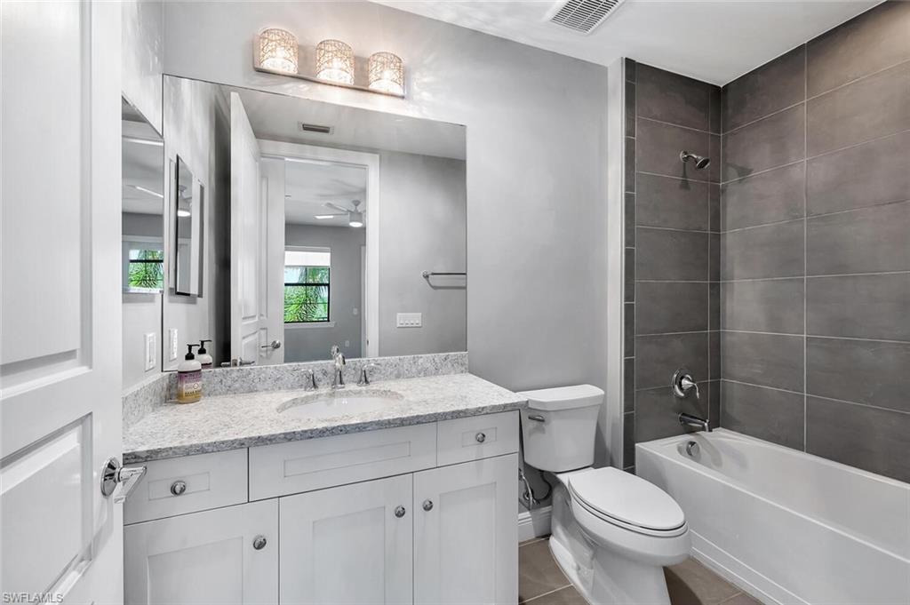 VIANSA - Residential Lease