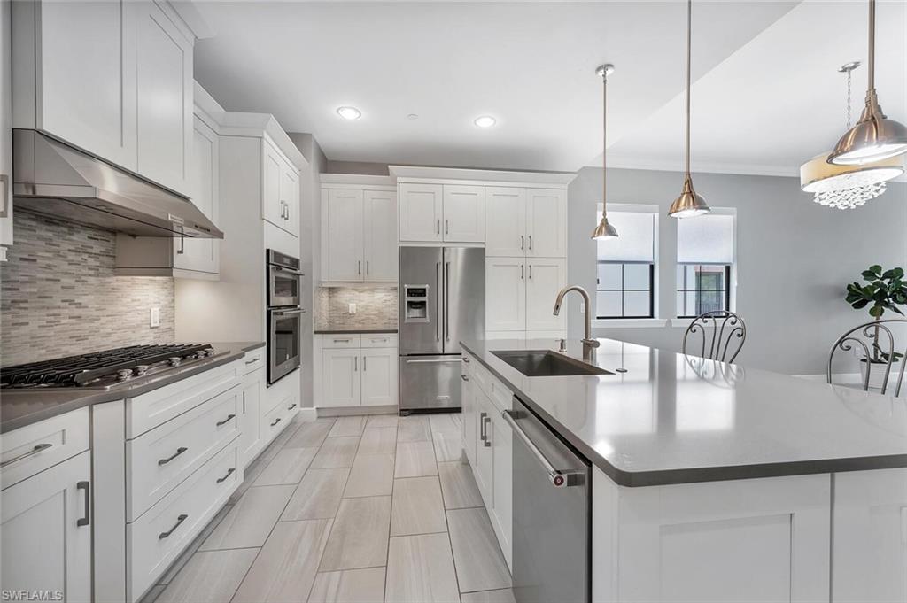 VIANSA - Residential Lease