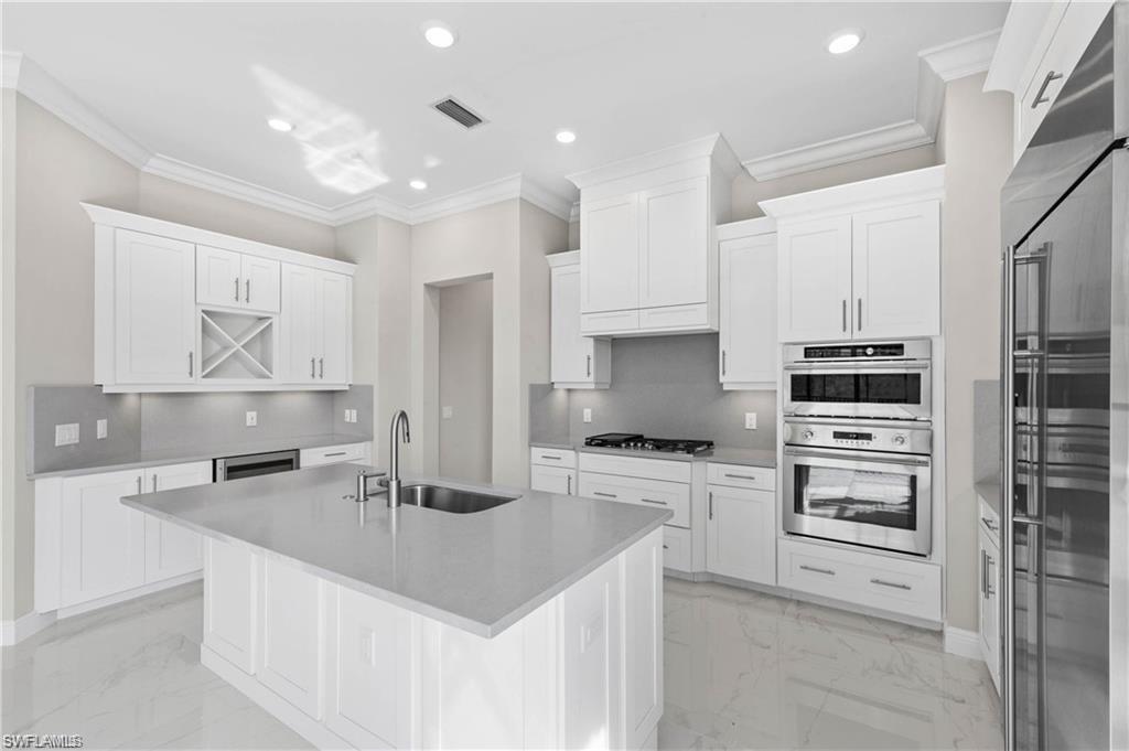 VIANSA - Residential Lease