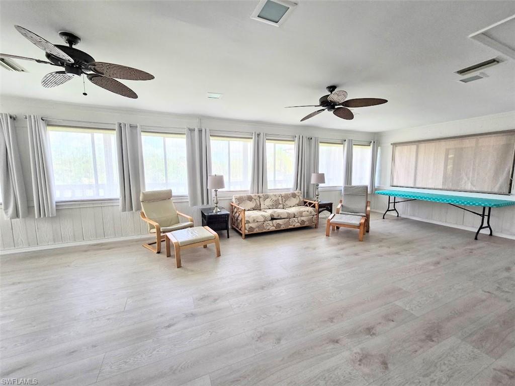 ISLAND PARK VILLAGE - Residential