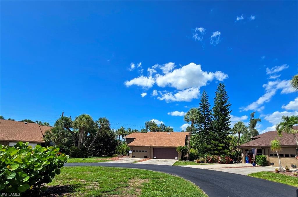 ISLAND PARK VILLAGE - Residential