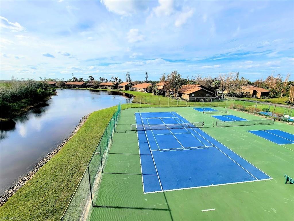 ISLAND PARK VILLAGE - Residential