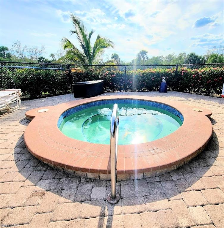 ISLAND PARK VILLAGE - Residential