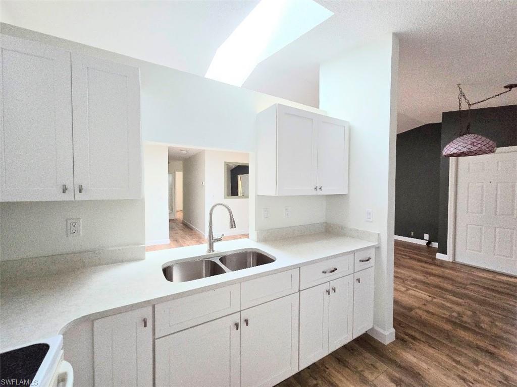 ISLAND PARK VILLAGE - Residential