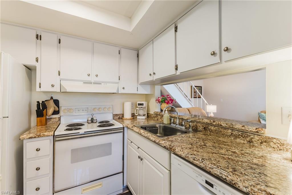 PROVINCETOWN - Residential