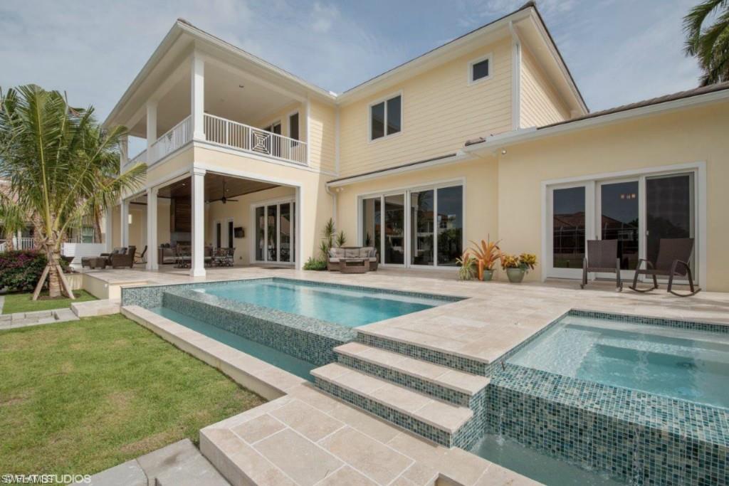 MARCO BEACH - Residential
