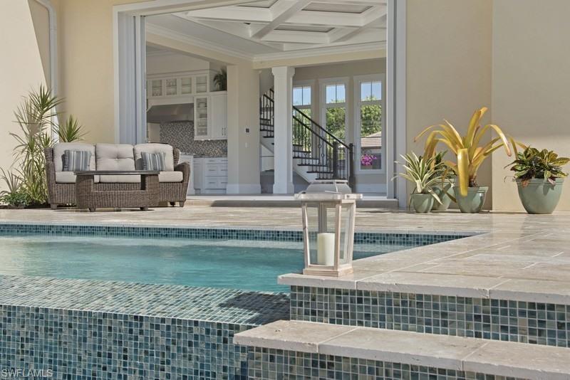 MARCO BEACH - Residential
