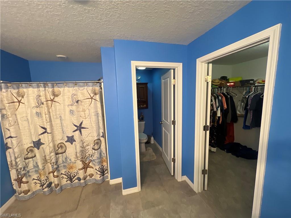 RIVERBEND - Residential
