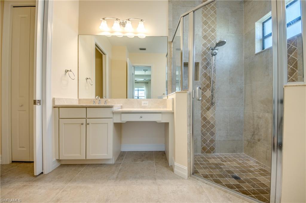 VENETIAN POINTE - Residential