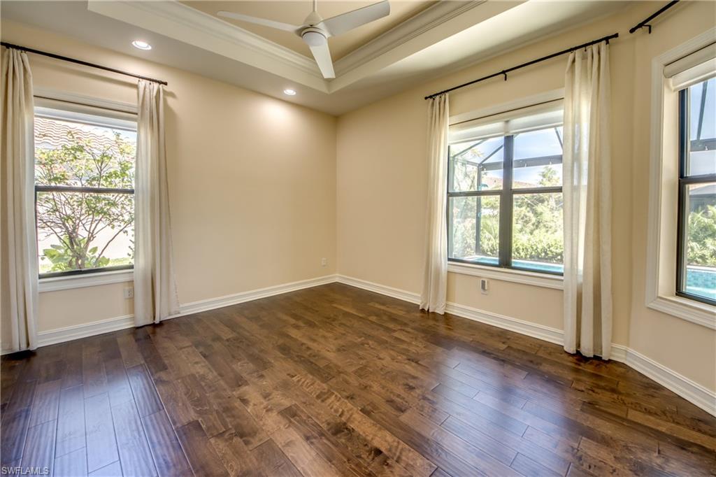 VENETIAN POINTE - Residential