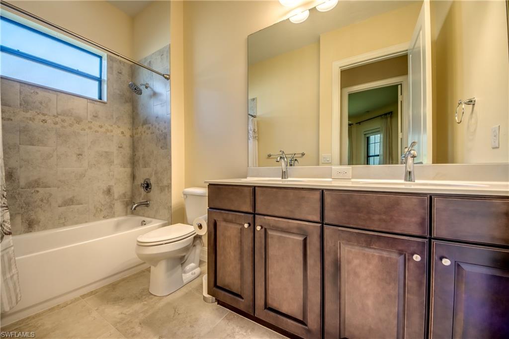VENETIAN POINTE - Residential