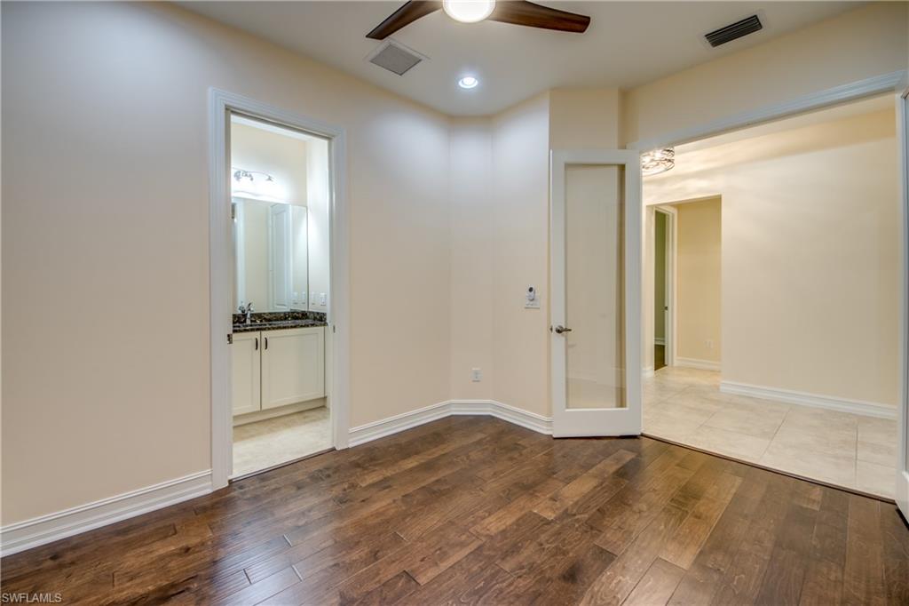 VENETIAN POINTE - Residential